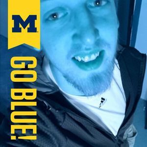 Meet your Posher, Dakota